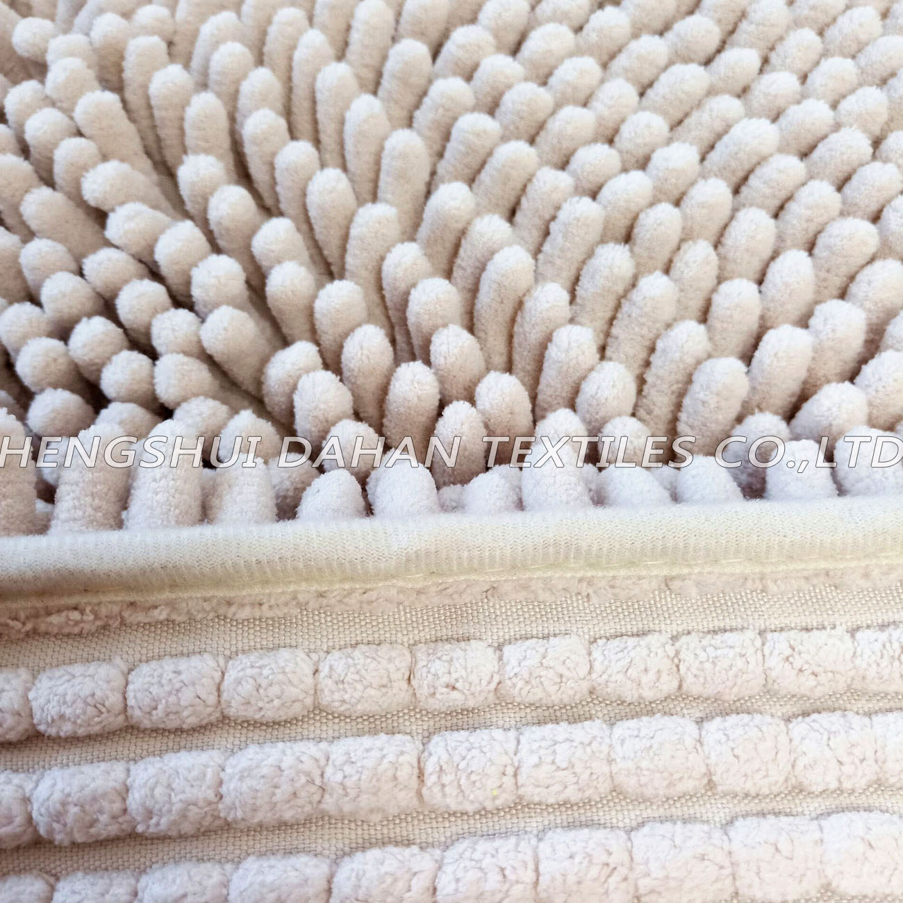 100% polyester chenille ground mat. DHMT