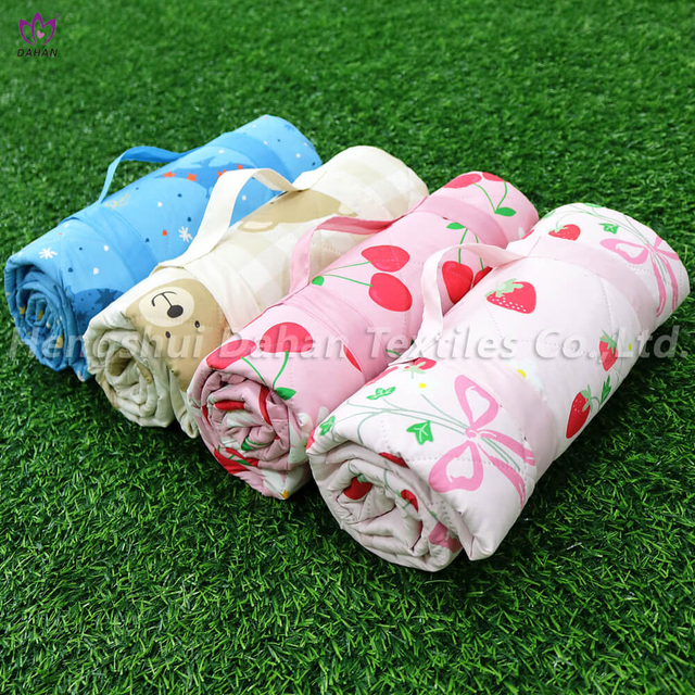 Printed picnic blankets. PC109