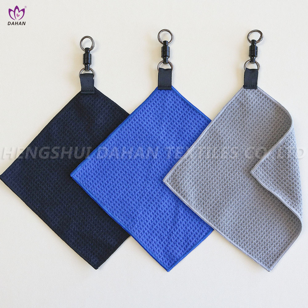 MC284 Microfiber golf towels. 