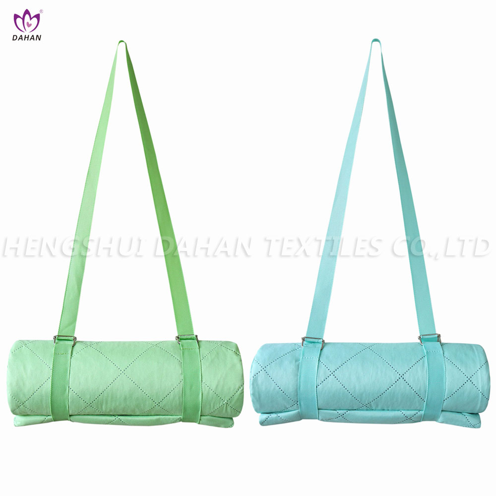  Macaron color picnic mat. PC78