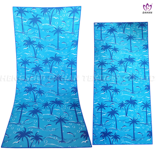 WX195 Microfiber printed double-sided plush beach towel.