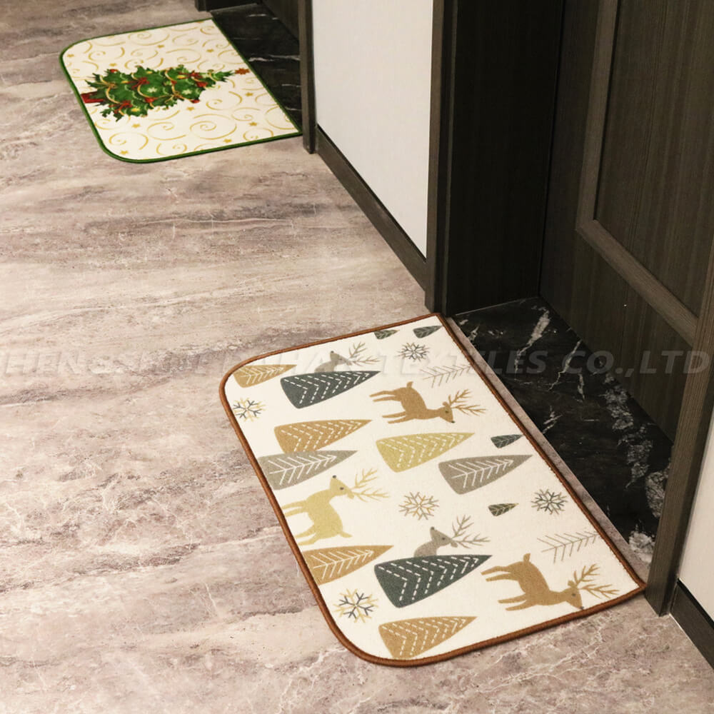 Christmas printing ground mat kitchen mat.
