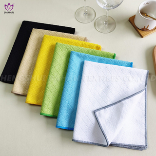 Microfiber embossing kitchen towel.