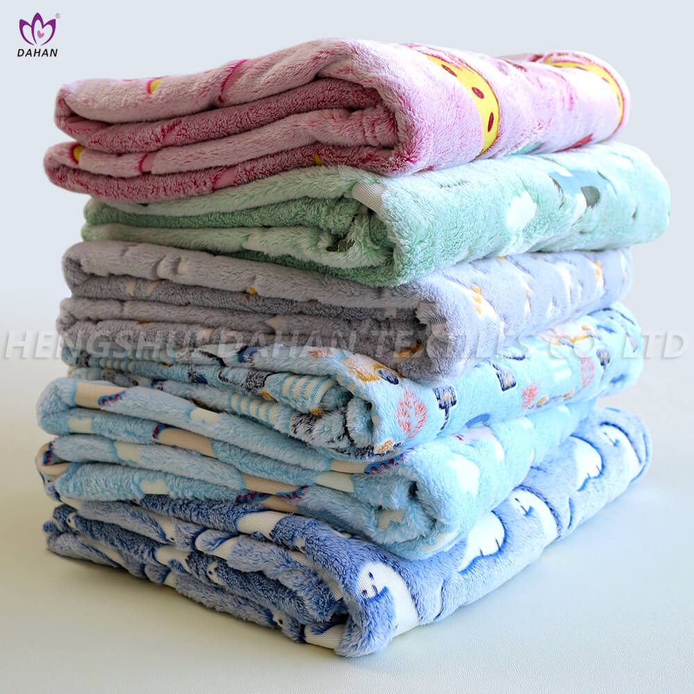 BK301 Luminous blankets. 