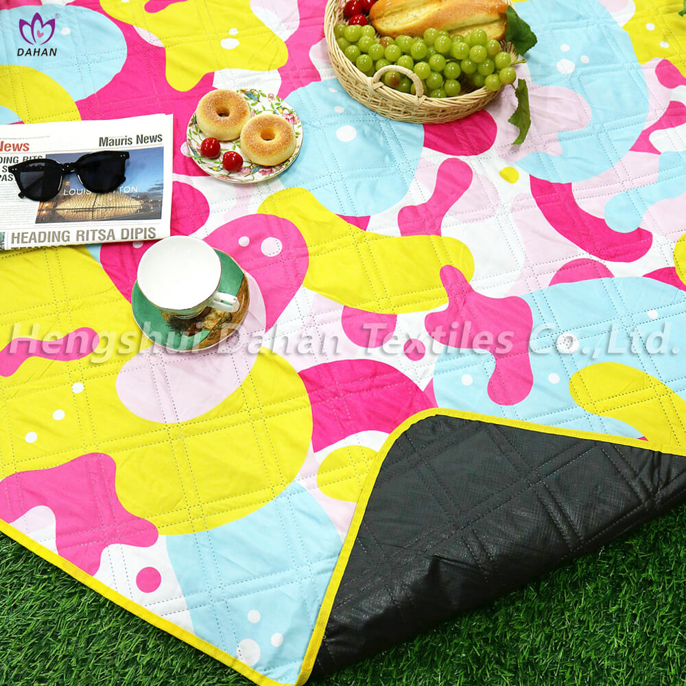 Printed picnic mat. PC96