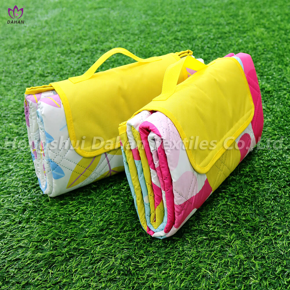 Printed picnic mat. PC96