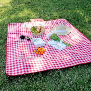  Waterproof printing picnic mat.