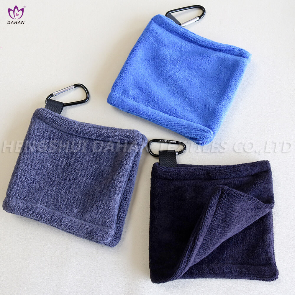 MC280 Microfiber golf towel. 