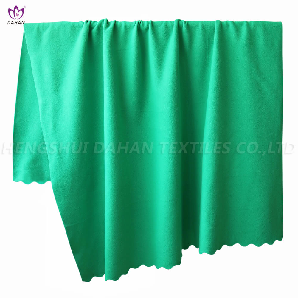 BK319 Double-sided fleece blankets .
