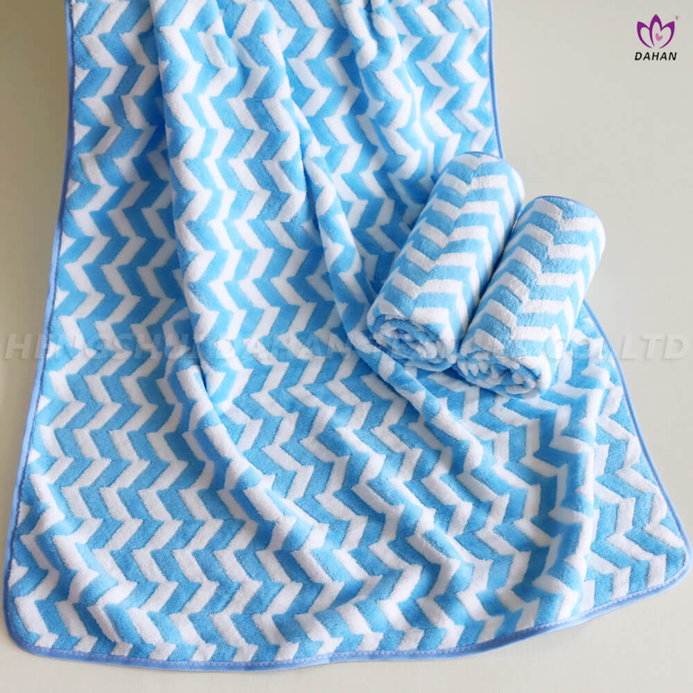 MC201 Coral fleece towel bath towel.