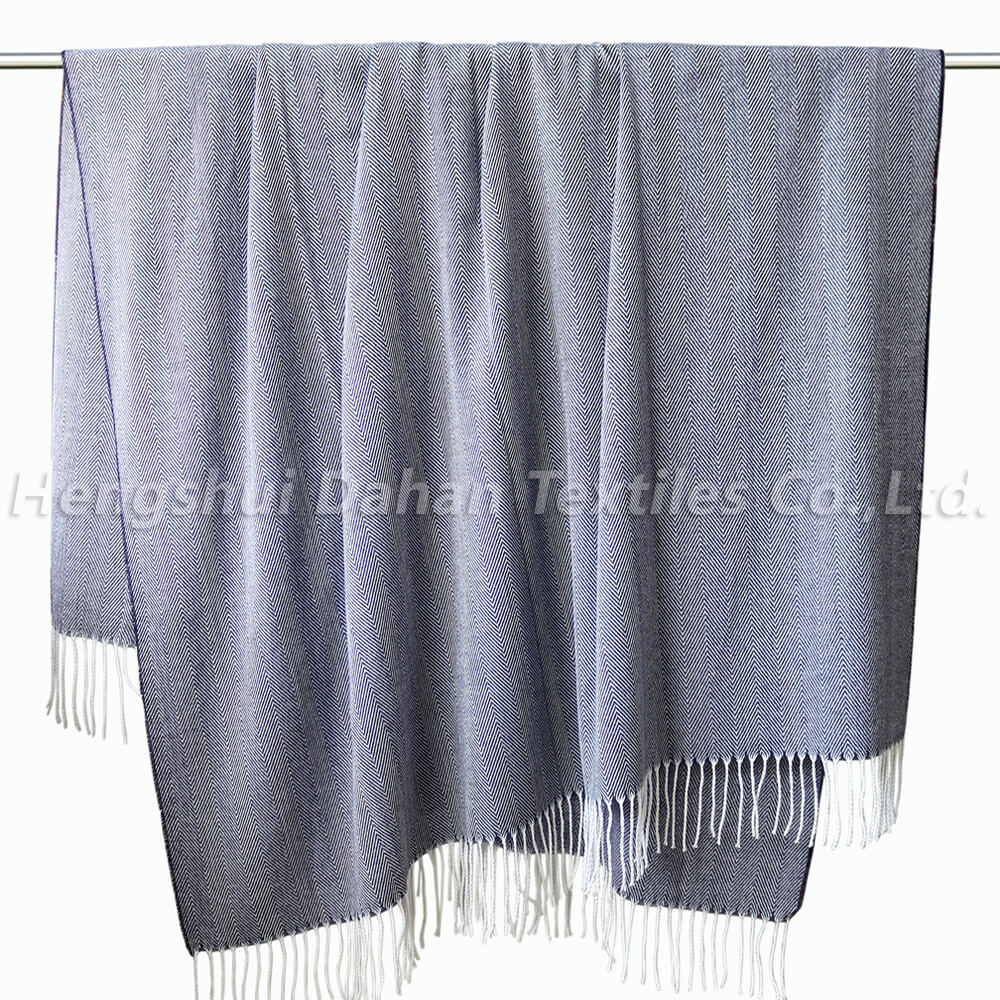 100%Polyester tassel blankets .