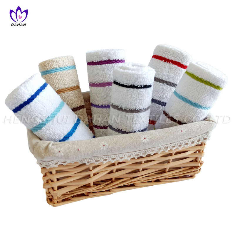 Yarn-dyed cotton kitchen towels.