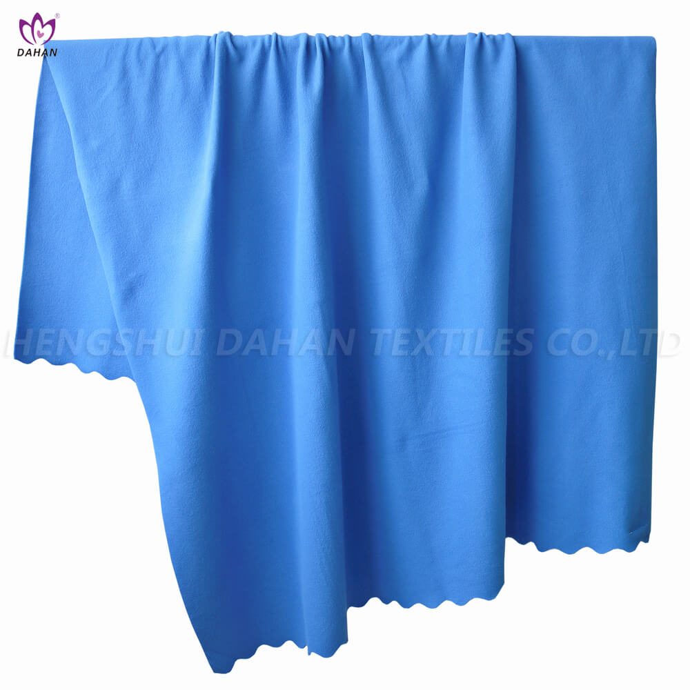 BK319 Double-sided fleece blankets .