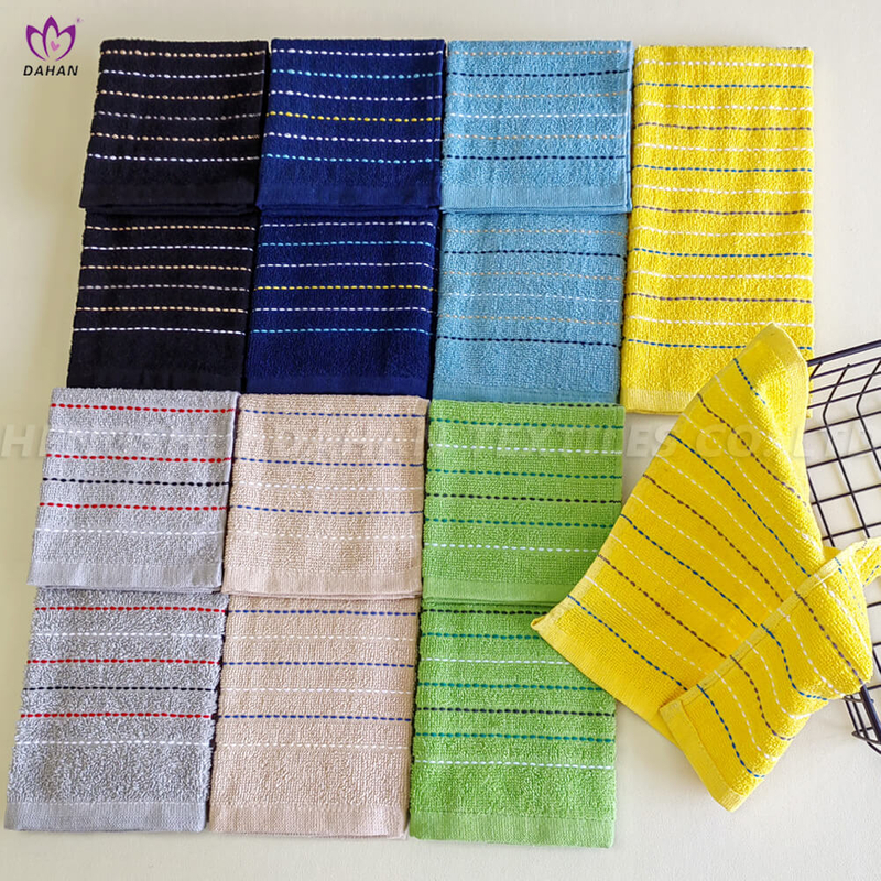 Yarn-dyed kitchen towels.