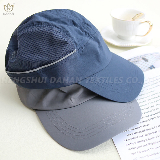 Quick-drying baseball cap.