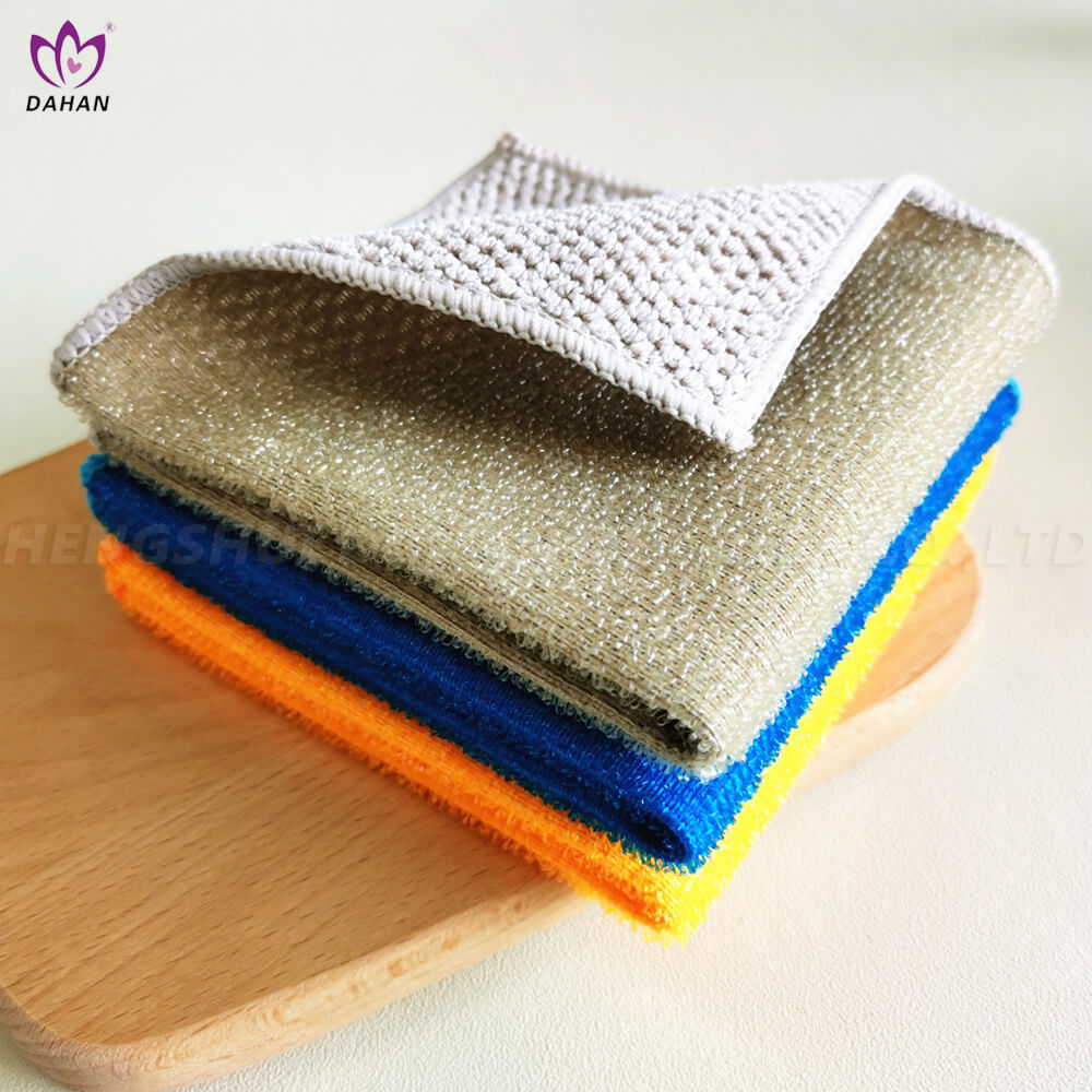 MC170 Polyester brocade jacquard rice granules+Filigree pearl towel.