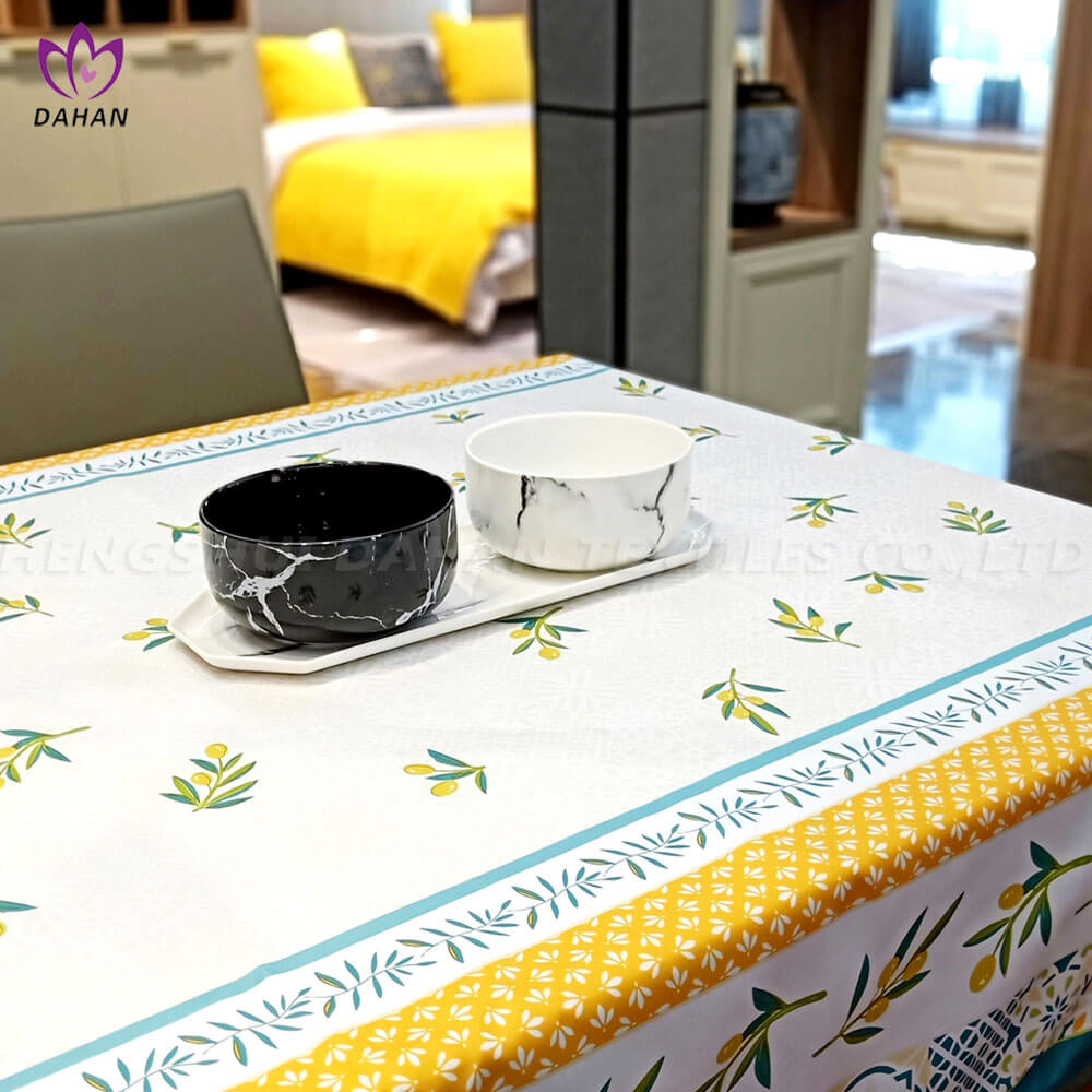 TP48 100% Polyester printing table cloth.