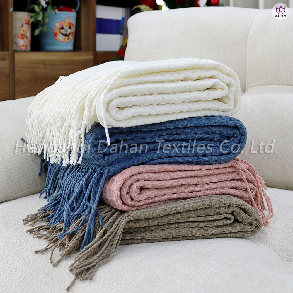  BK413 Solid color tassel blankets.
