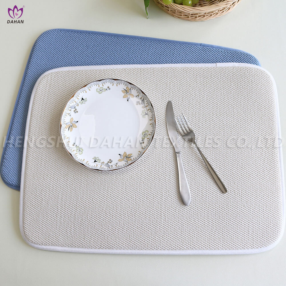 PM83 Solid color drying mat.