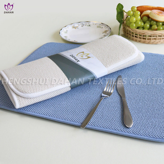 PM83 Solid color drying mat.