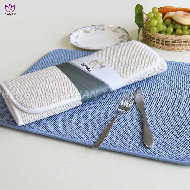 PM83 Solid color drying mat.