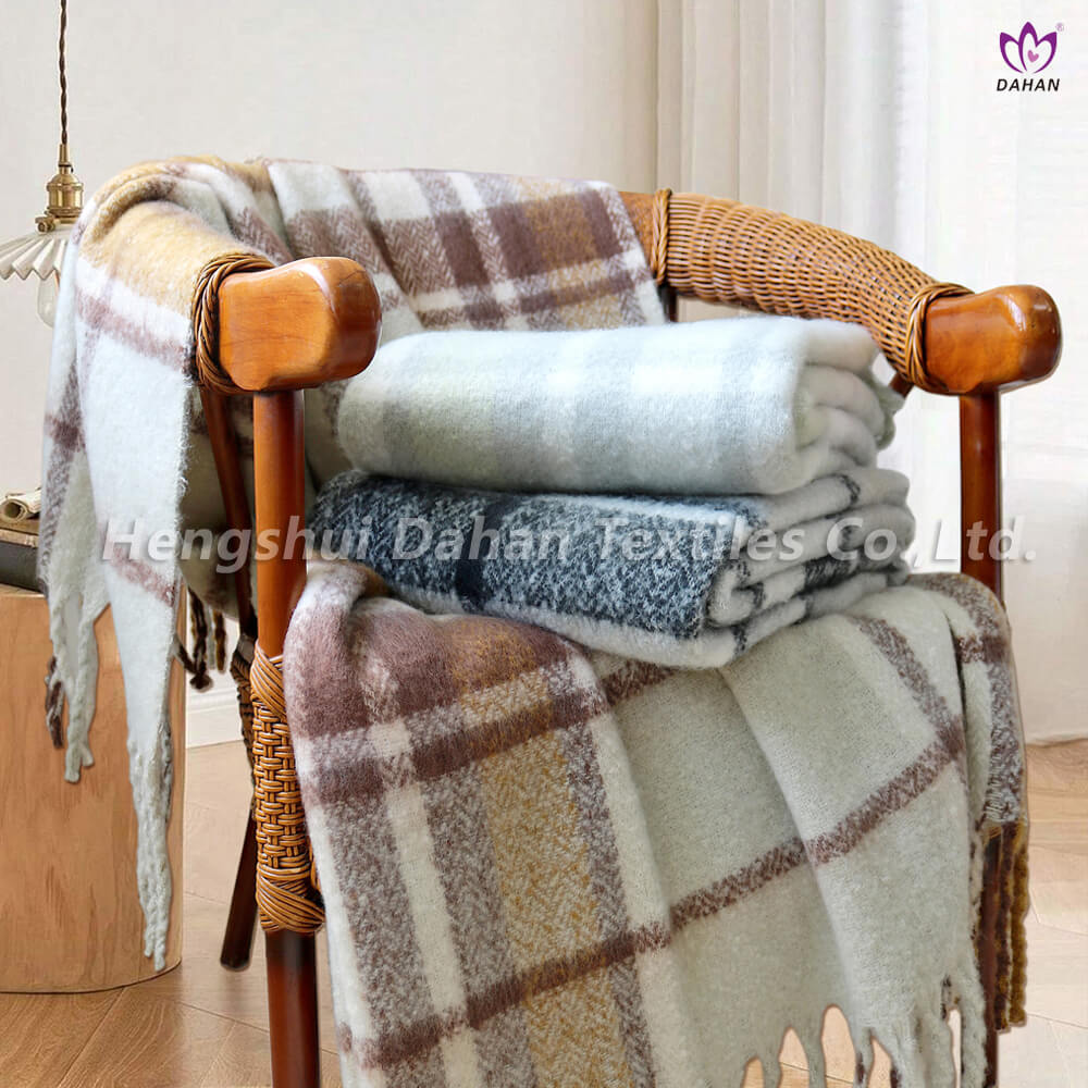 BK343 Mohair tassel blankets.